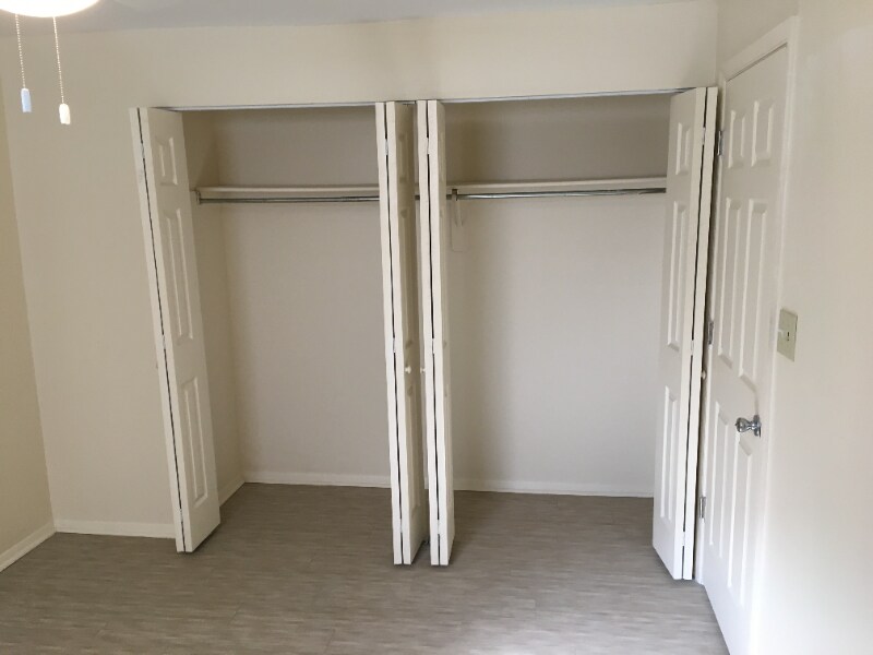 Building Photo - 810 St Paul St