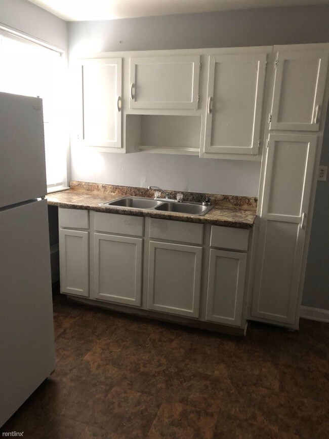 Building Photo - 41 Bankers Ln