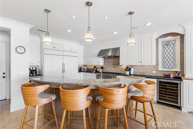 Building Photo - 7304 W Oceanfront