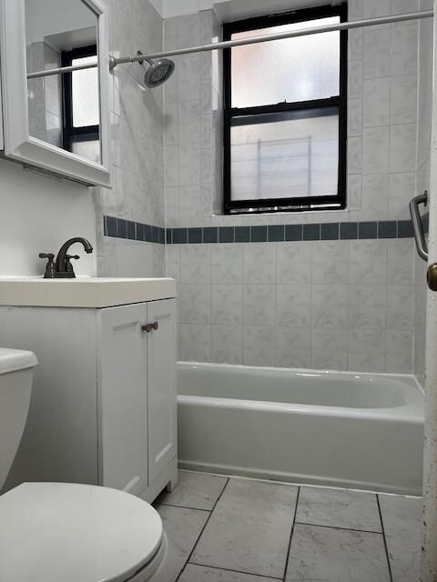 Building Photo - 331 79th St