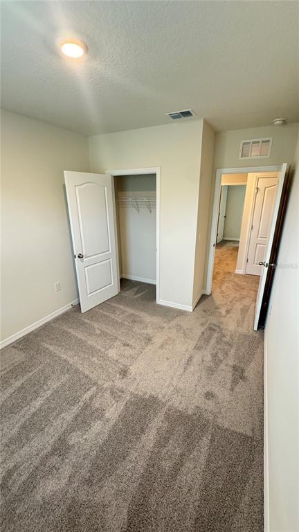 Building Photo - 2915 Canary Ave