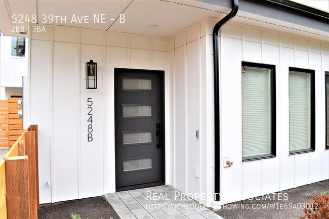 Building Photo - 5248 39th Ave NE