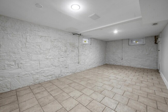 Building Photo - Charming 4Bedroom Stone Home with Detached Guest Apartment & Garage in Chevy Chase