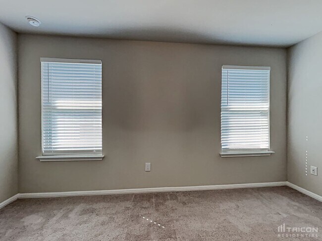 Building Photo - 5343 Marsh Ln