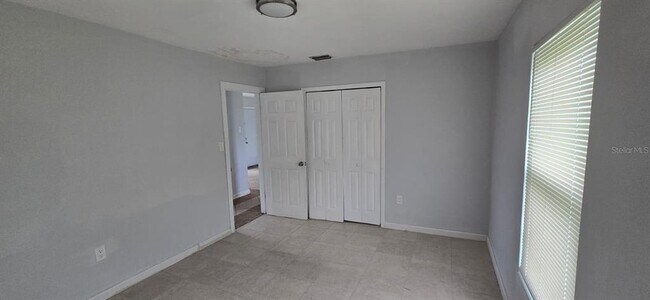 Building Photo - 480 Sharon Cir