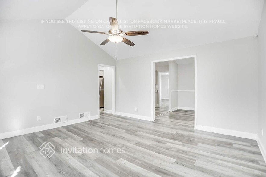 Building Photo - 3003 Orion Dr