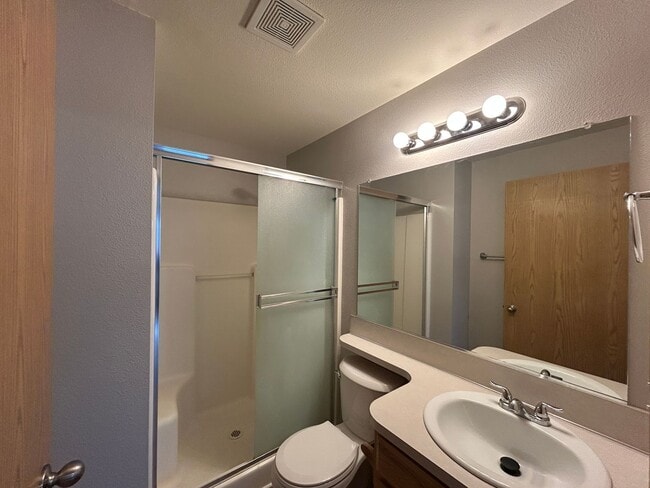 Building Photo - 7509 NE 67th St