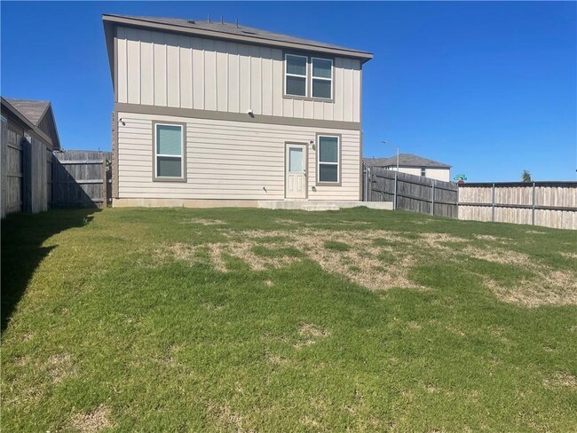 Building Photo - 149 Buttonwood Dr