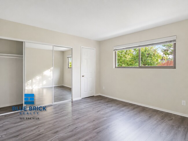 Building Photo - 11840 Kittridge St