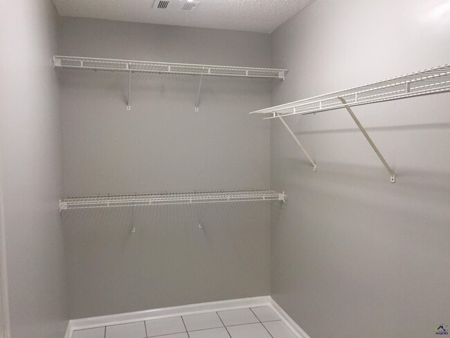 Building Photo - 542 Loblolly Ln