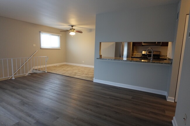 Building Photo - 7956 164th Ct