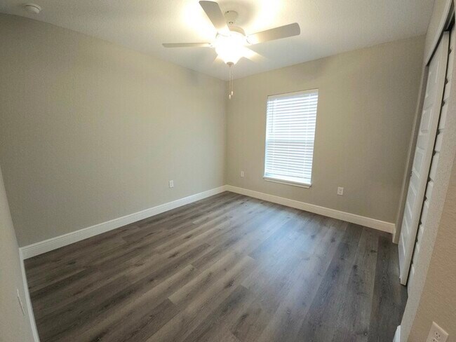 Building Photo - 262 Locust Pass