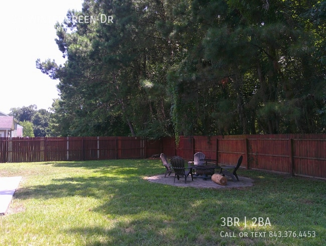 Building Photo - 39 Wintergreen Dr