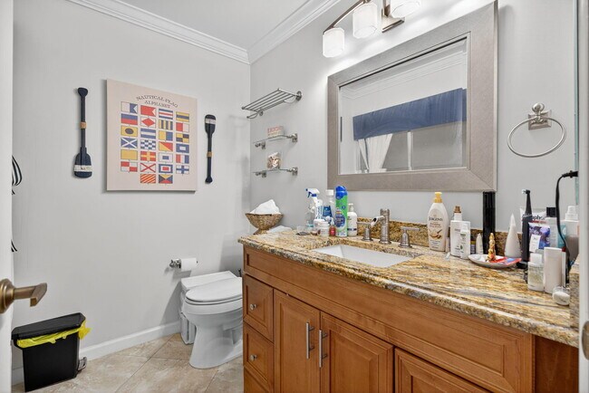 Building Photo - 405 Sea Oats Dr