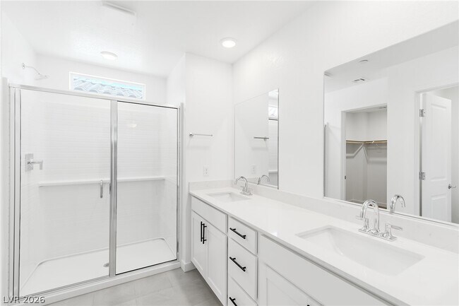 Building Photo - 873 Camargo St