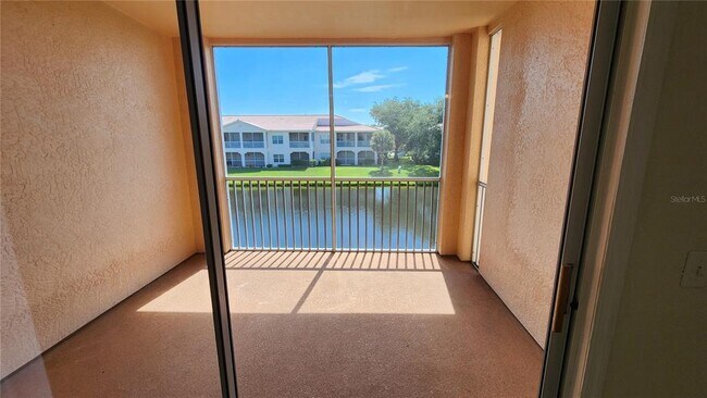Building Photo - 4170 Central Sarasota Pkwy