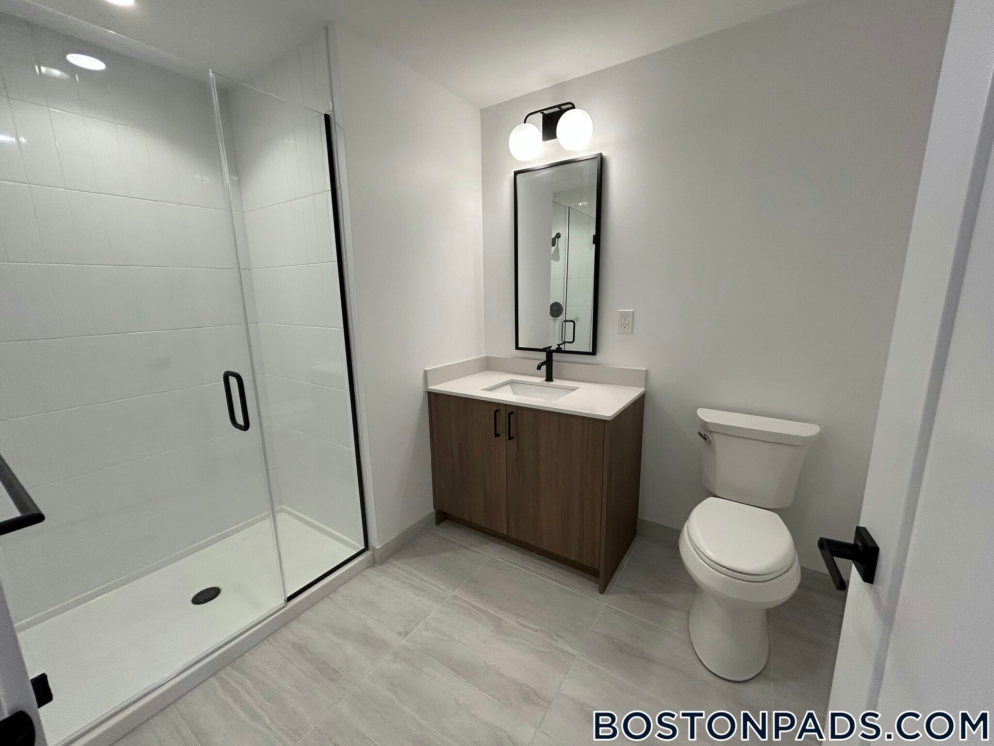 Building Photo - 199 Gardner St