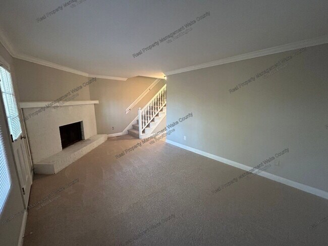 Building Photo - 5612 Hamstead Crossing