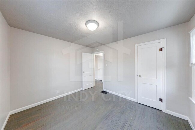 Building Photo - 3539 Prospect St