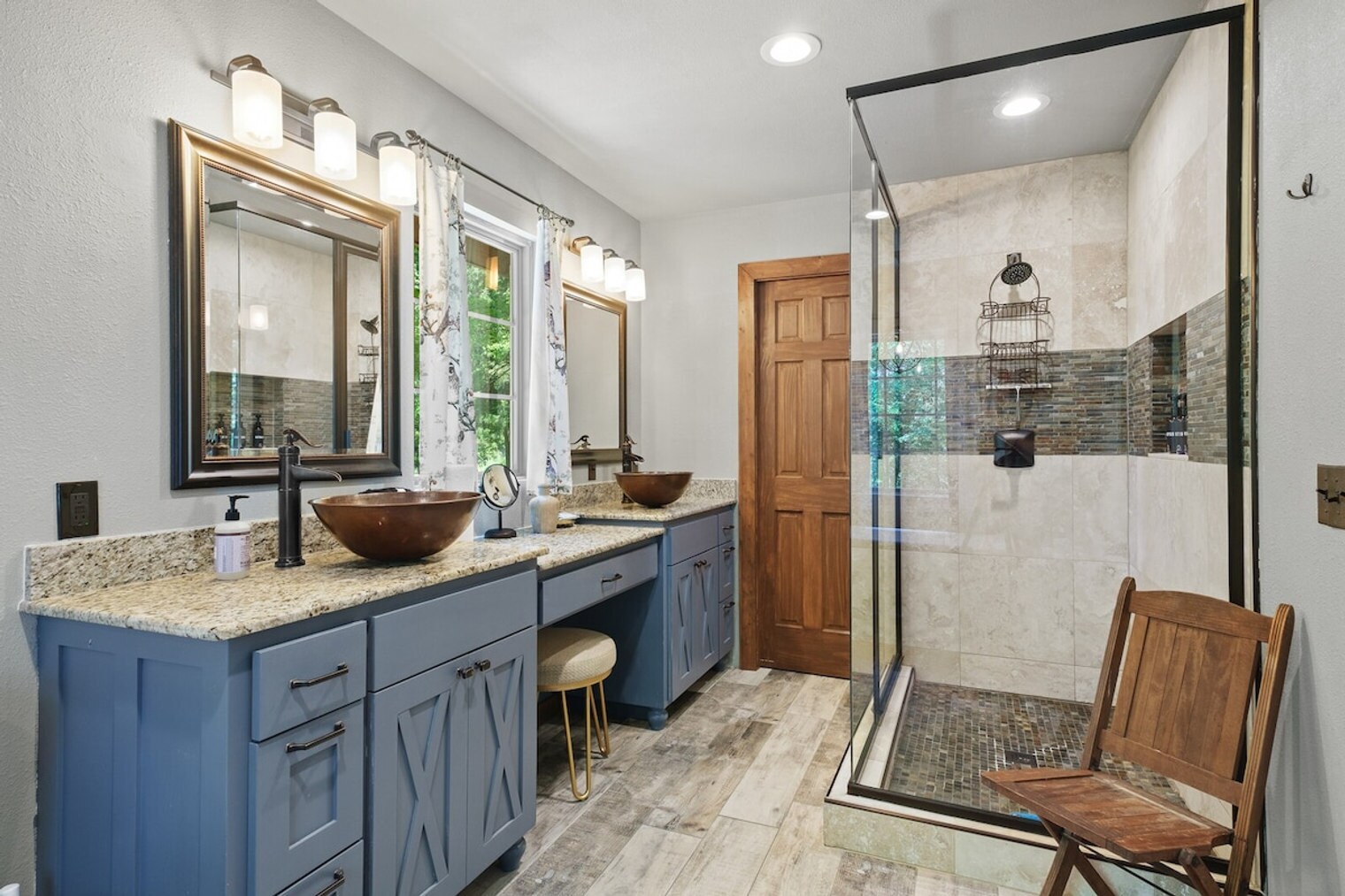 Building Photo - 8683 Larue Rd