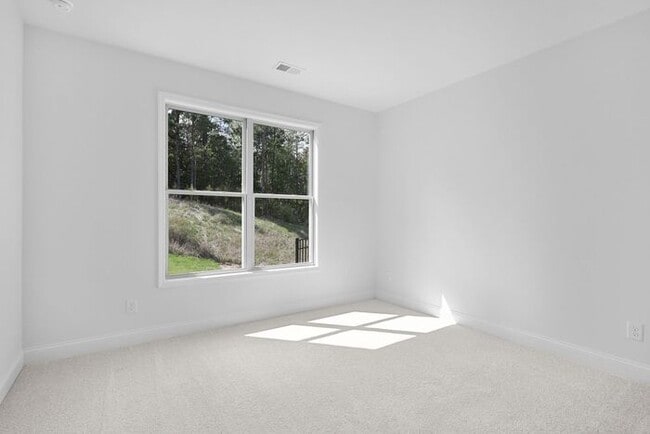 Building Photo - 5886 Creek Indian Dr