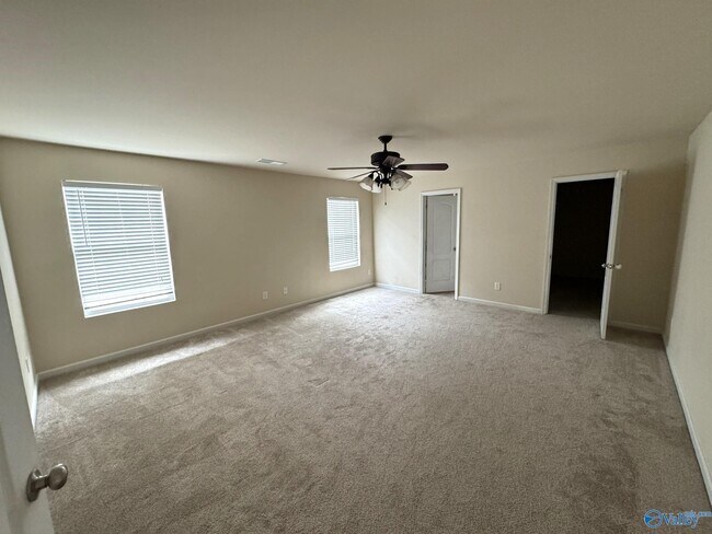 Building Photo - 219 Ivyleaf Dr