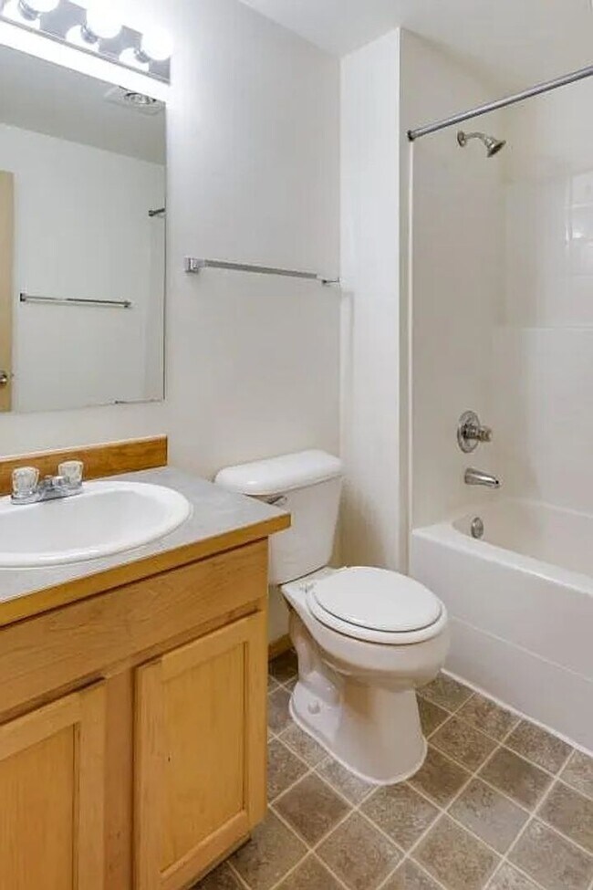 Building Photo - 4Bd/3Bd Bothell House