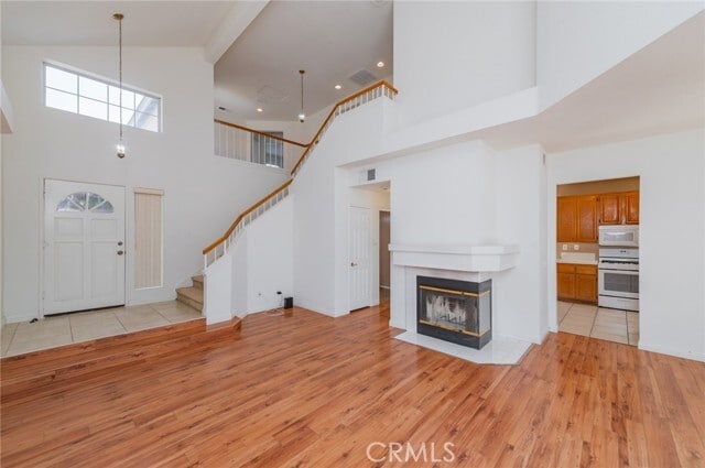 Building Photo - 864 Bramble Ln