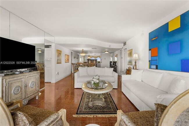 Building Photo - 210 Seaview Dr