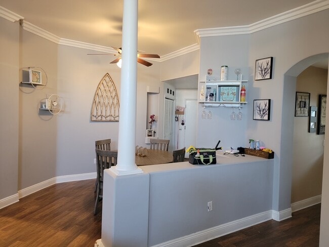 Building Photo - 5412 Summer Villa Dr