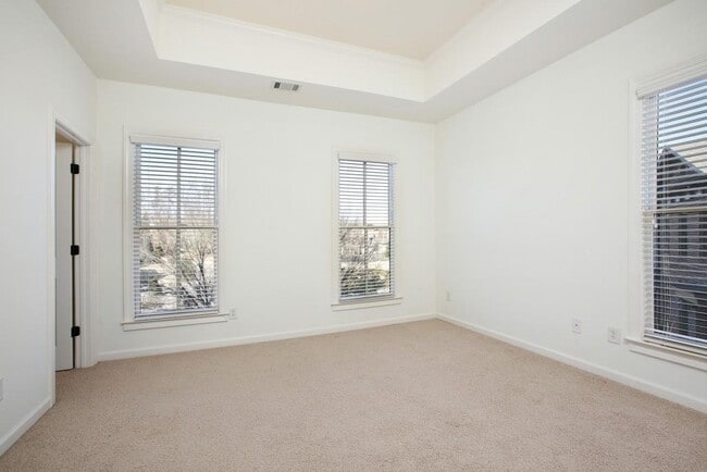 Building Photo - 2010 Heathermere Way