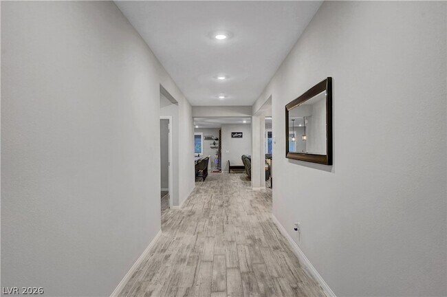 Building Photo - 6391 Montrose Park Ct