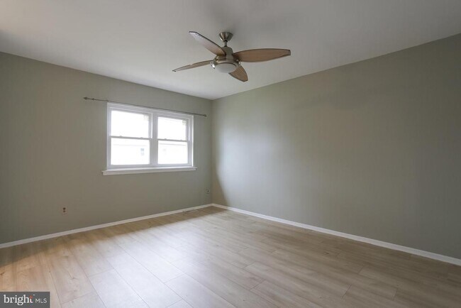 Building Photo - 1940 Arrowood Dr