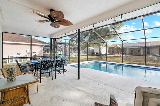 Building Photo - 11263 Murraysville Dr