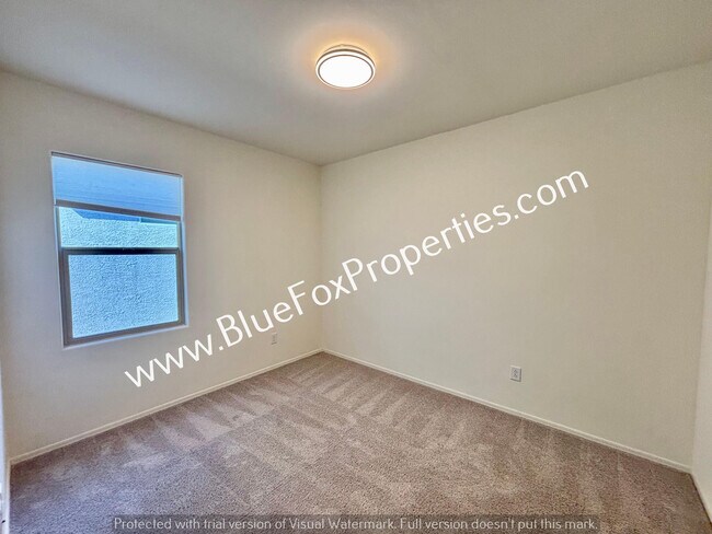 Building Photo - 7702 S Via Casa De Campo