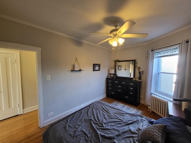 Building Photo - 5428-5430 N Kimball