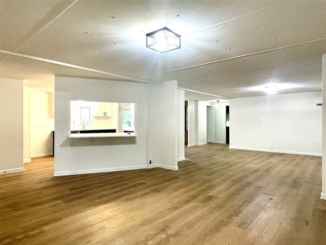 Building Photo - 9610 Carlow Ln