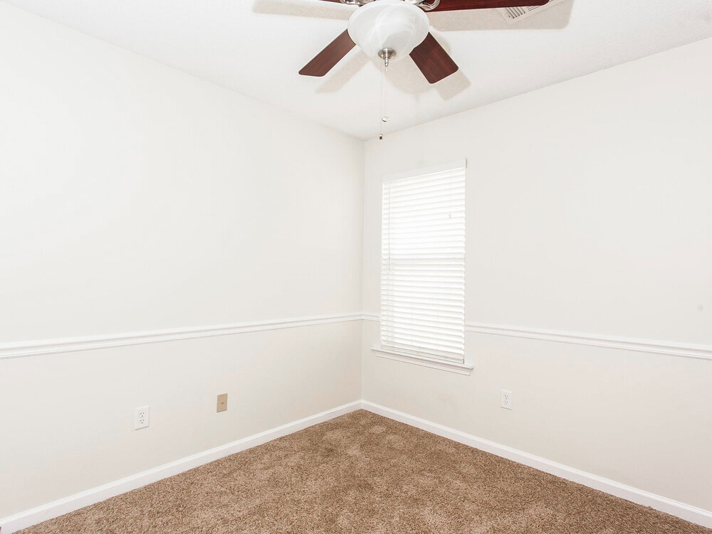 Building Photo - 6883 Showboat Ln