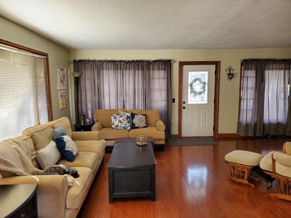 Building Photo - 314 N Grove St