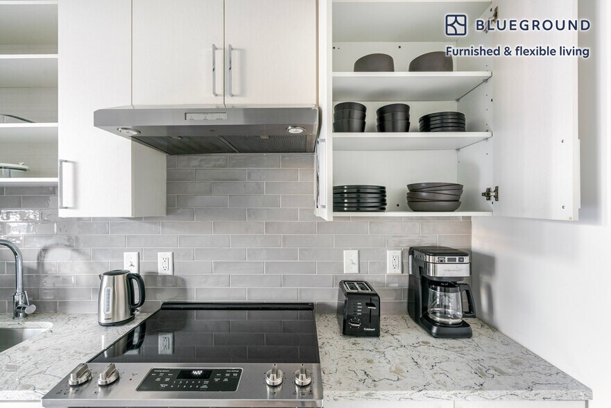 Building Photo - 1255 22nd St NW