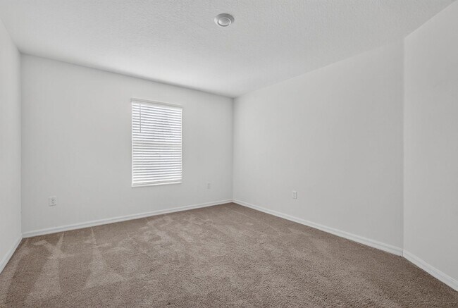 Building Photo - 1564 Wynford Cir
