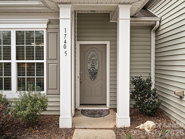 Building Photo - 17405 Caldwell Track Dr