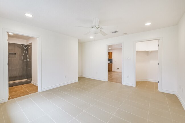 Building Photo - 10412 Ehlers Rd