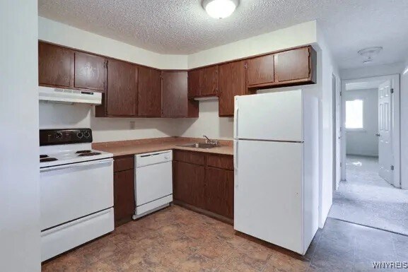 Building Photo - 4345 Chestnut Ridge Rd