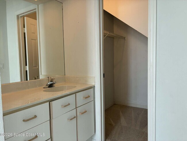 Building Photo - 1930 Westminster Cir