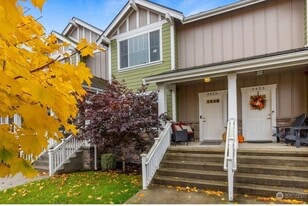 Building Photo - 4425 Briggs Dr SE