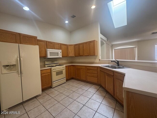 Building Photo - 5293 Cedar Springs Dr