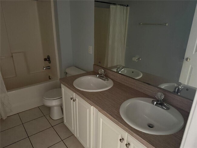 Building Photo - 10925 Subtle Trail Dr