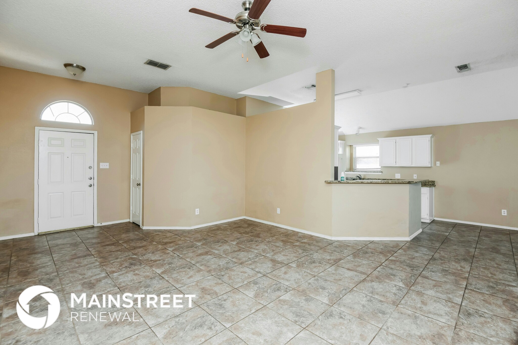 Building Photo - 10217 Maverick Dr