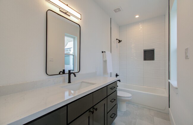 Building Photo - 1643 Bingle Rd